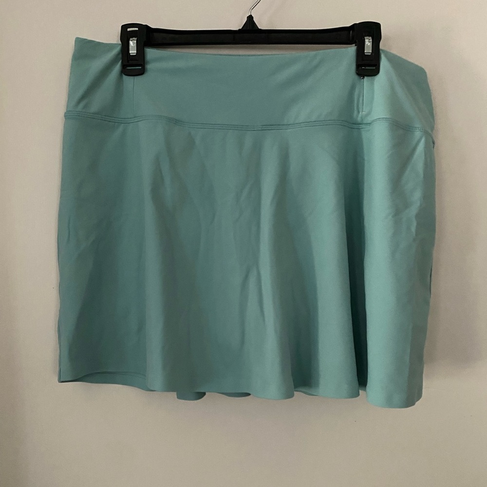 Light Teal Women’s Active Skort